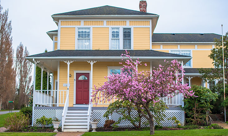 Coupeville Aerie on Penn Cove Bed and Breakfast